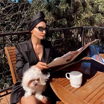 Hodvábny uterák na vlasy – čierny